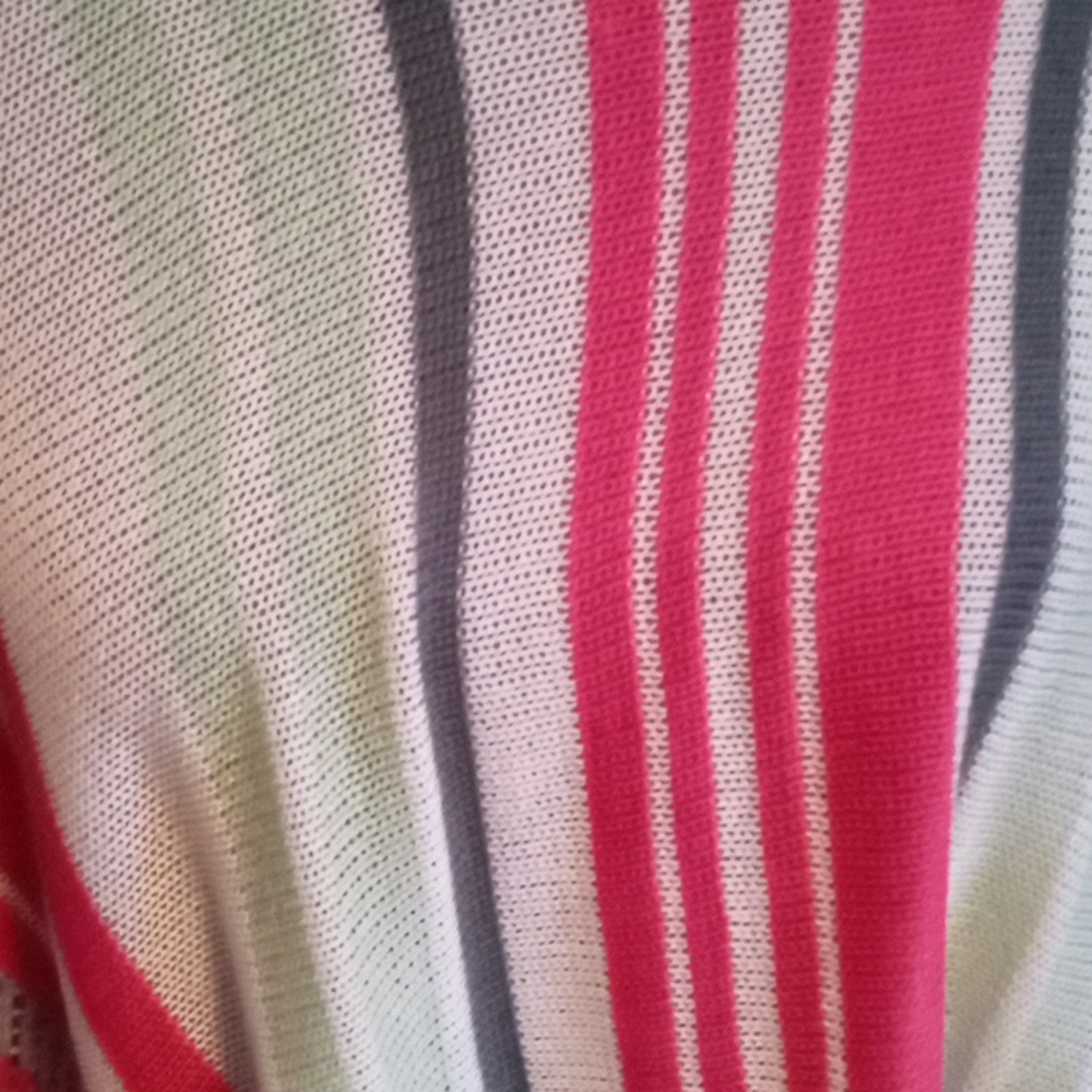 Poncho ( WITH ARM HOLES) - Picture 2 of 11